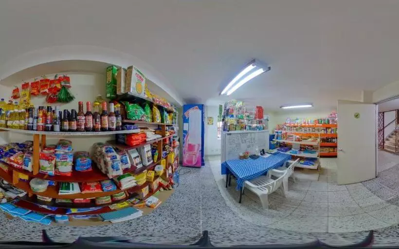 پانسیون Roof Hostel