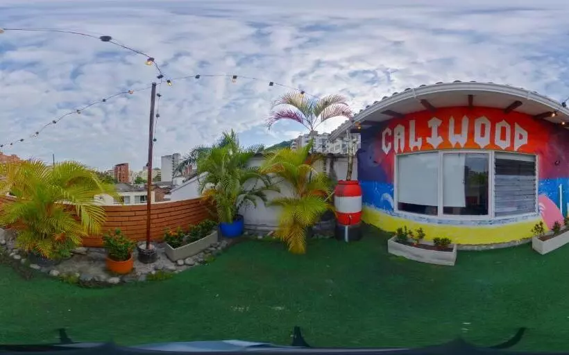 پانسیون Roof Hostel