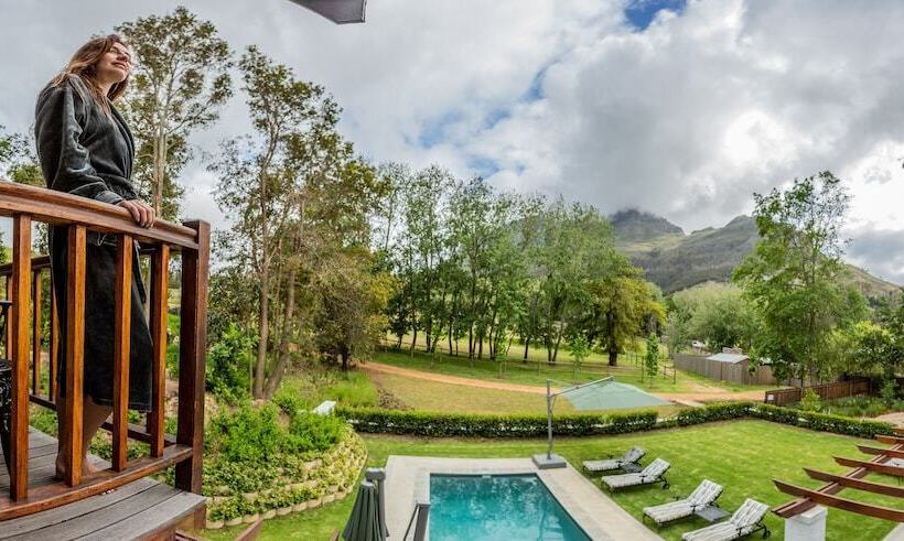 膳宿费 Simonzicht Guest House