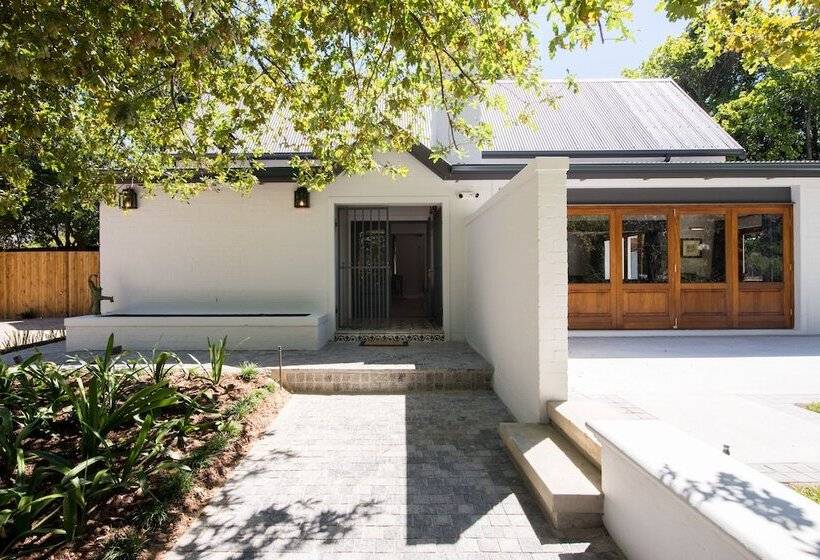 膳宿费 Simonzicht Guest House