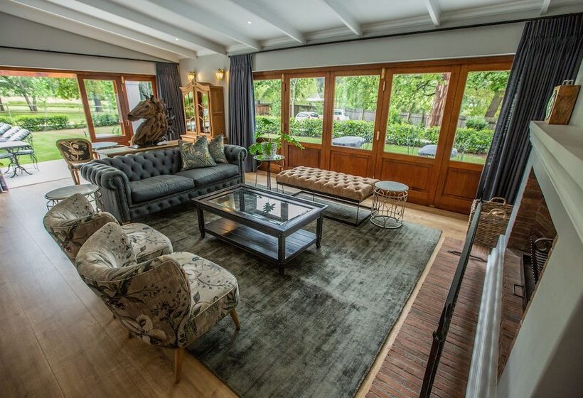 膳宿费 Simonzicht Guest House