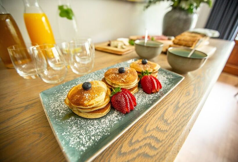 膳宿费 Simonzicht Guest House