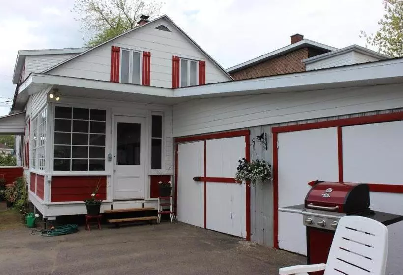 Aamiaismajoitus (B&B) Ma Chaumière Au Québec