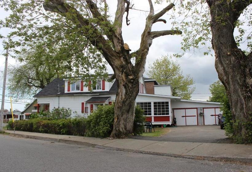 Bed and Breakfast Ma Chaumière Au Québec