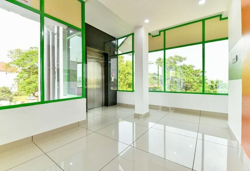 فندق Green Line Residency