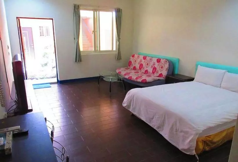 هتل Ivan Garden B&b