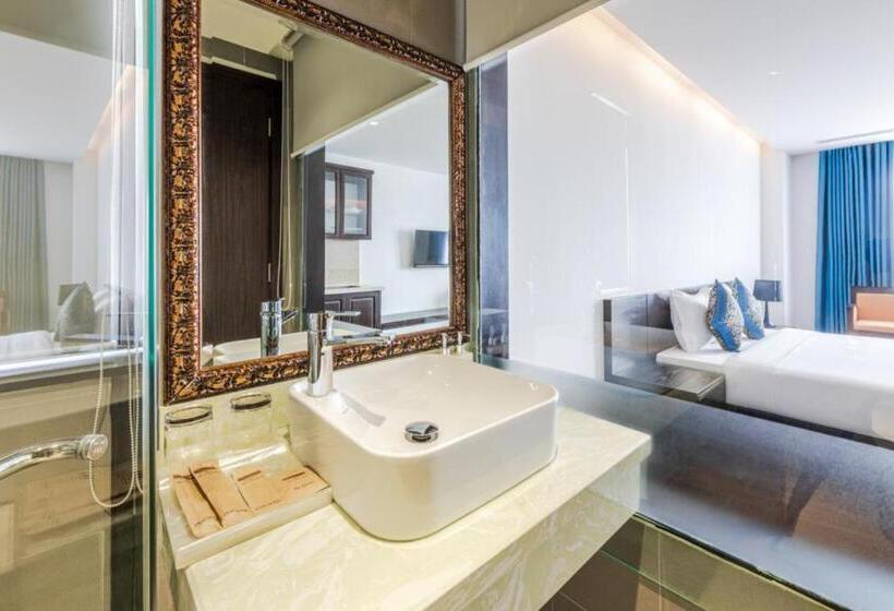 هتل Nostalgia Boutique