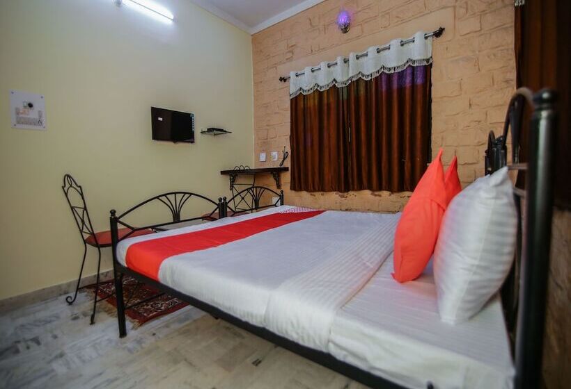 호텔 Oyo 16799 Shikargarh Palace Resorts