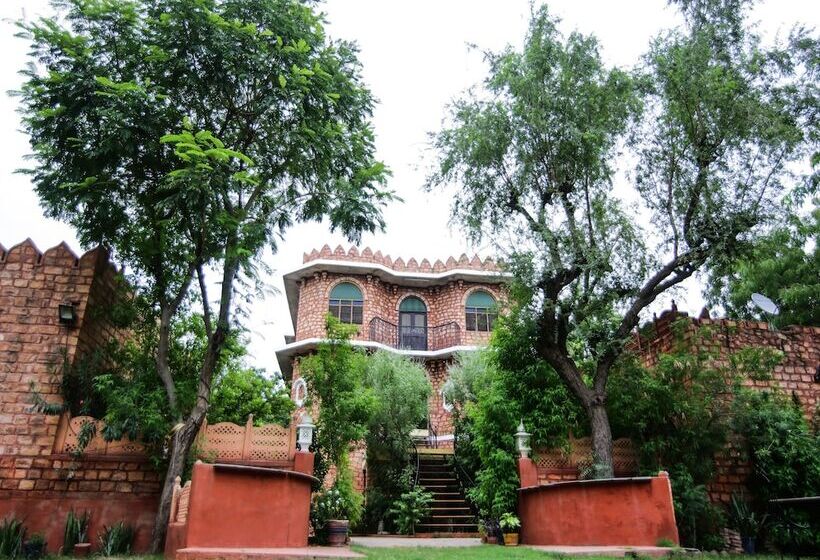 호텔 Oyo 16799 Shikargarh Palace Resorts