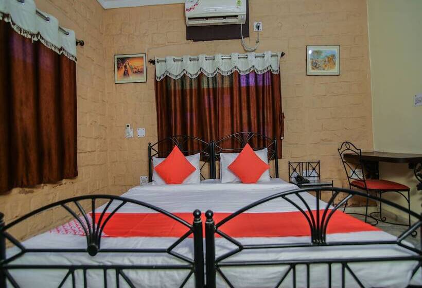 호텔 Oyo 16799 Shikargarh Palace Resorts