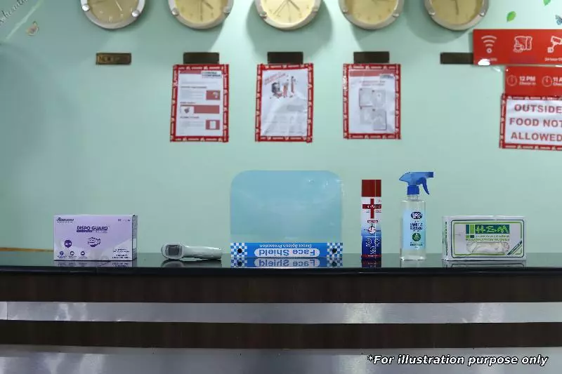 Oyo 16041 Hotel Golden Moments