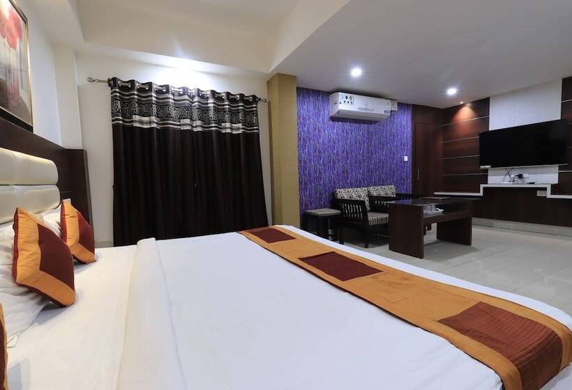 Hotel Rashmi