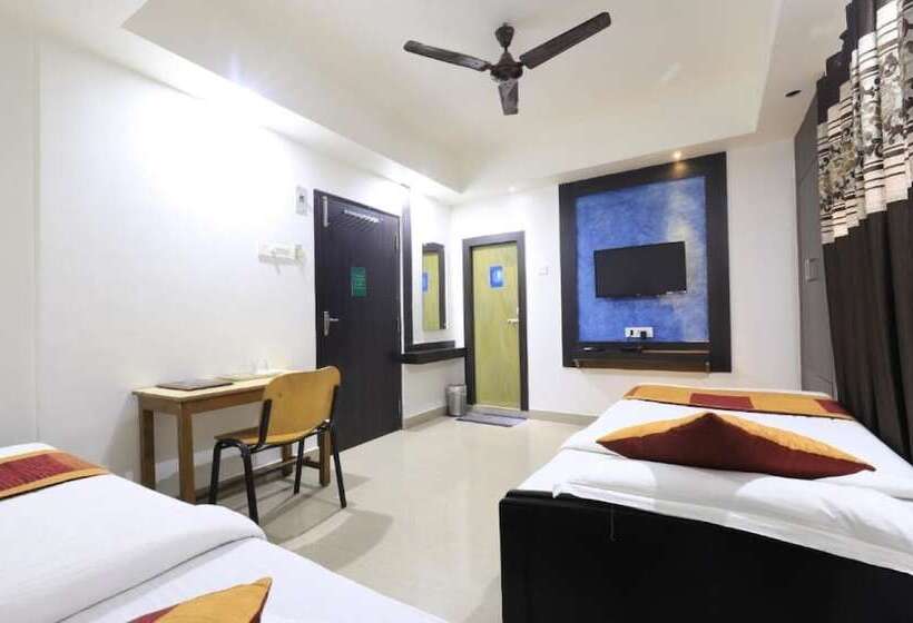 Hotel Rashmi