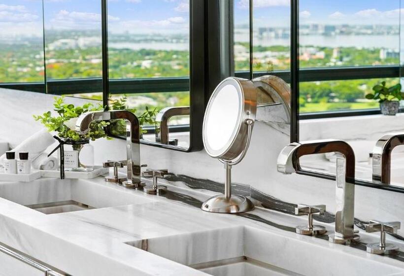 Oceanview Private Condo At The Setai 1705