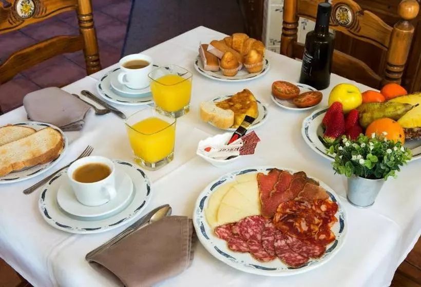 ペンション Hostal Rural Santa Barbara