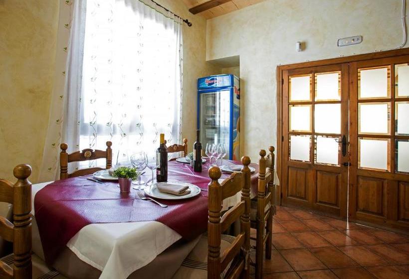 펜션 Hostal Rural Santa Barbara