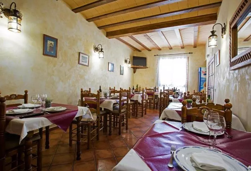 ペンション Hostal Rural Santa Barbara
