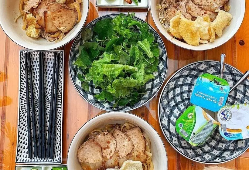 تختخواب و صبحانه The Mansion Hoi An By Minova