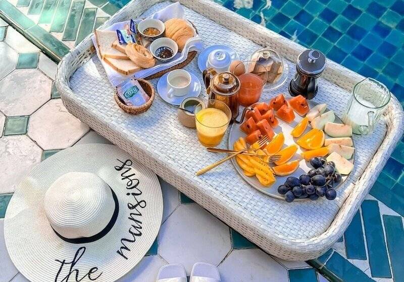 تختخواب و صبحانه The Mansion Hoi An By Minova