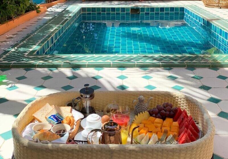 تختخواب و صبحانه The Mansion Hoi An By Minova