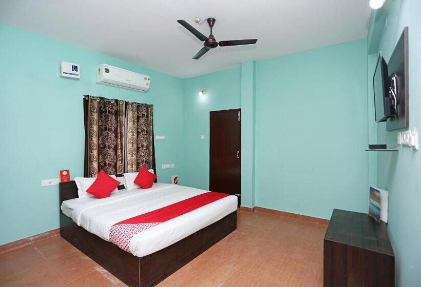 O The Maple Tree Hotels