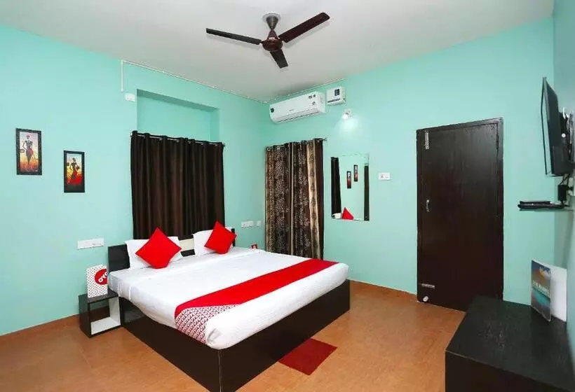 O The Maple Tree Hotels
