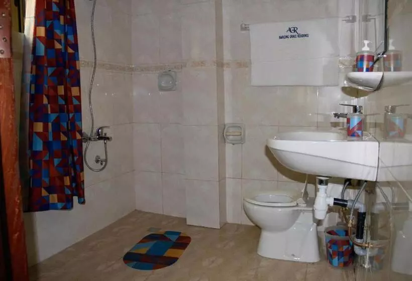 هتل Amazing Grace Residence