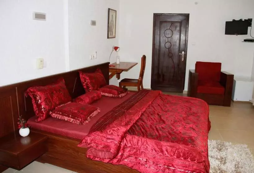 هتل Amazing Grace Residence