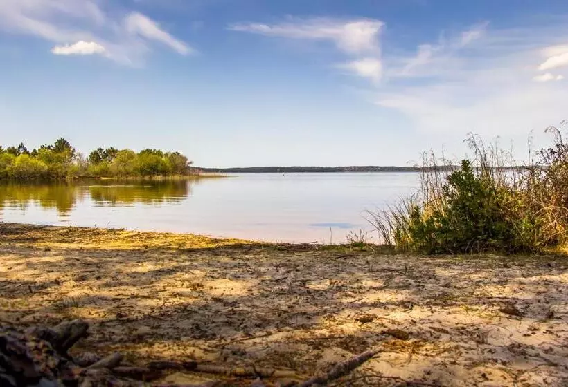 Hotelli Azureva Lacanau