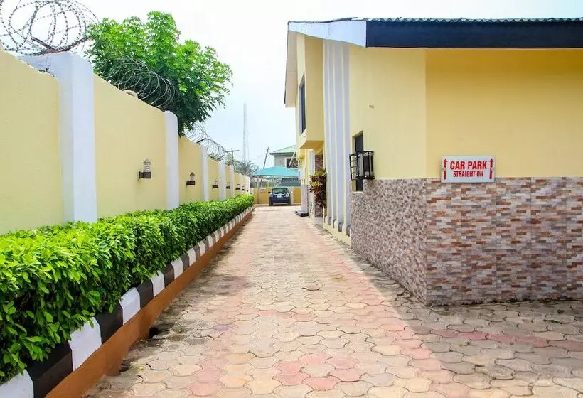 K Yellow Hotel & Resort