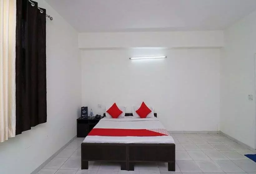 ホテル Oyo 22648 Shalimar Inn