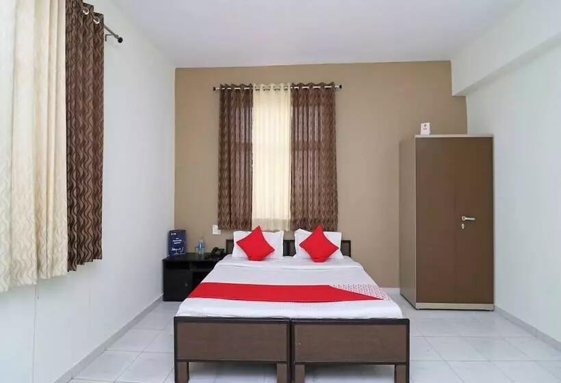 ホテル Oyo 22648 Shalimar Inn