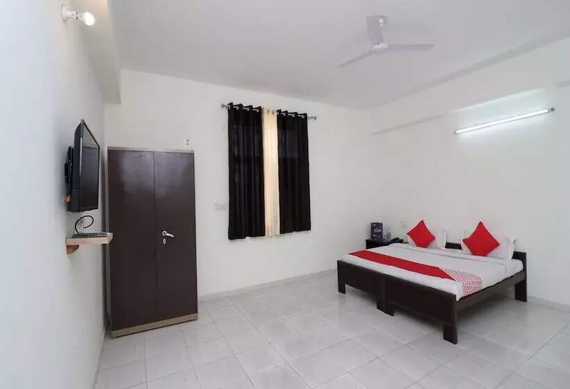 ホテル Oyo 22648 Shalimar Inn