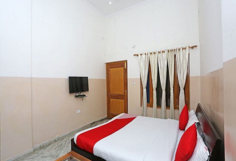 Oyo 19638 Hotel Jay Continental