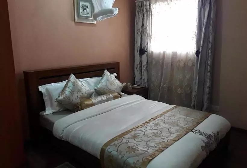 تختخواب و صبحانه The Grand Suites
