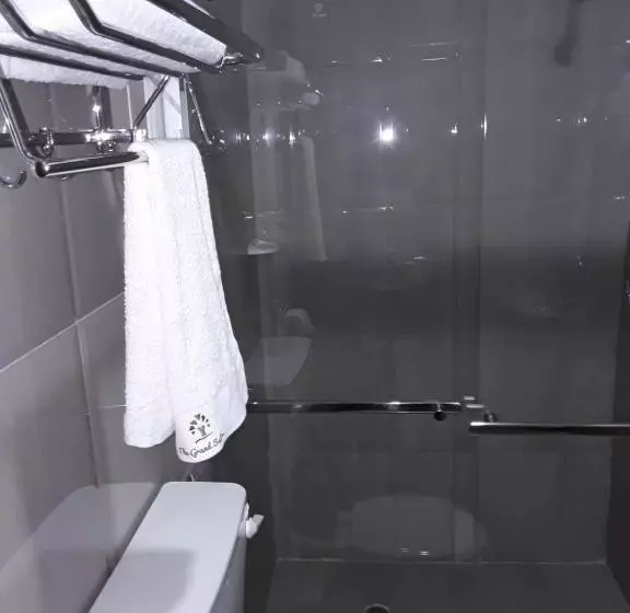 تختخواب و صبحانه The Grand Suites