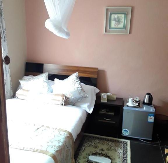 تختخواب و صبحانه The Grand Suites