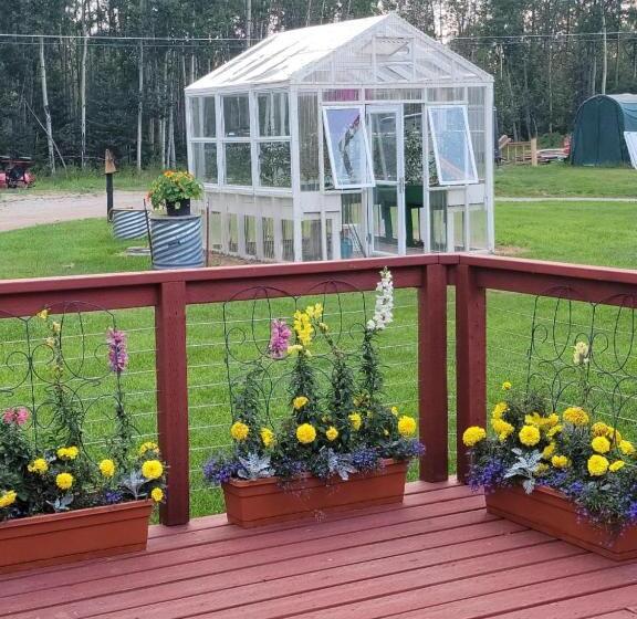 فندق Alaska Country Inn