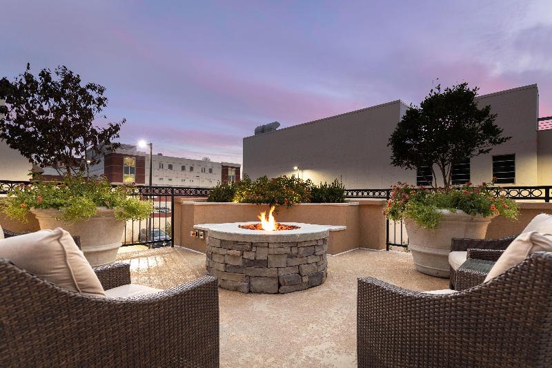 فندق Staybridge Suites Montgomery Downtown, An Ihg