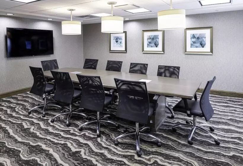 Hotelli Staybridge Suites Montgomery   Downtown, An Ihg