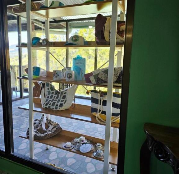 تختخواب و صبحانه Eco Horqueta