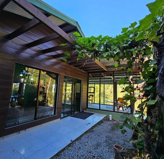 تختخواب و صبحانه Eco Horqueta