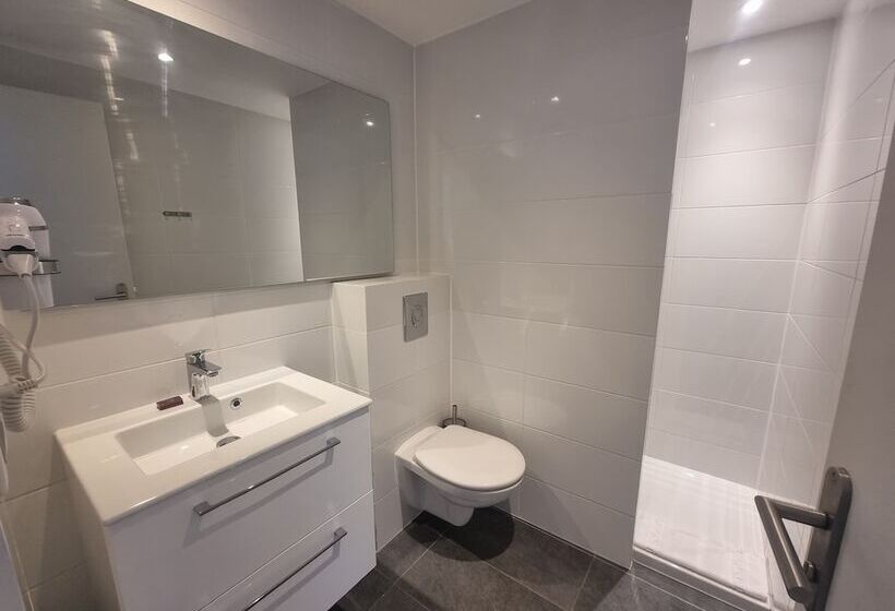 בית מלון כפרי Oskar