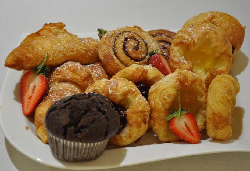 בית מלון כפרי 40 On Burg