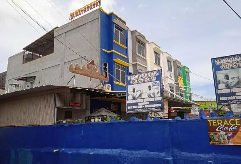 Pension Bambu Kuning