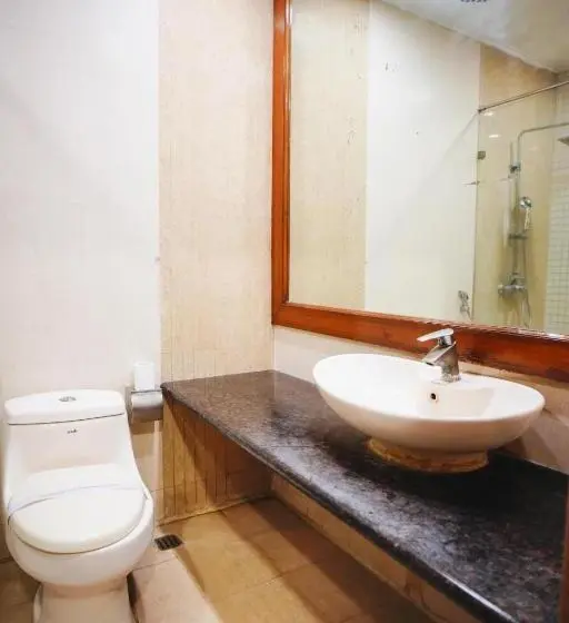 Hari S Court Inns & Hotels