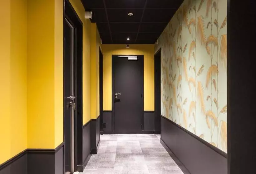 Hotelli Hôtel Du Maine