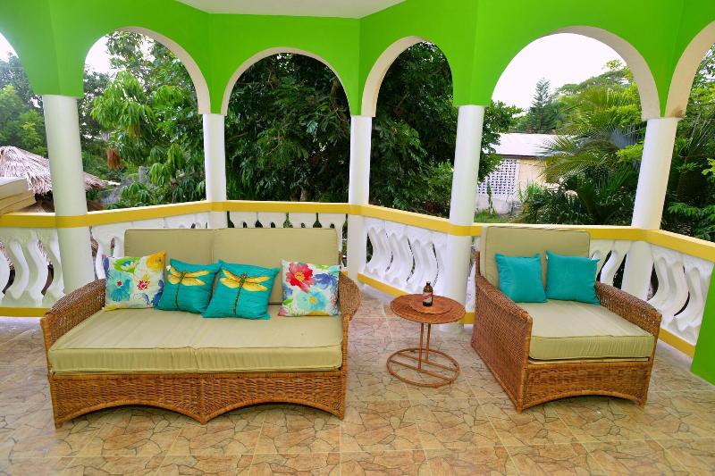 Takuma Boutique Hotel Rooms & Suites Jamaica