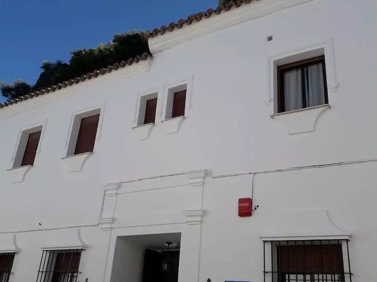 پانسیون Hostal Caballero