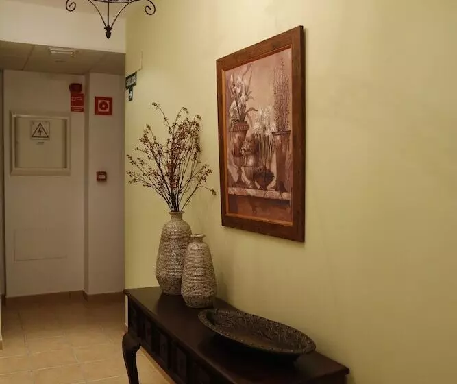 پانسیون Hostal Caballero